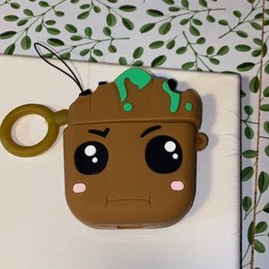 Groot AirPod Case